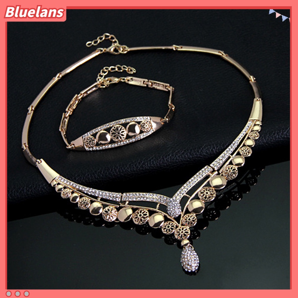 4pcs / Set Kalung Choker Anting Gelang Cincin Berlian Imitasi Bentuk Geometris Hollow Untuk Wanita