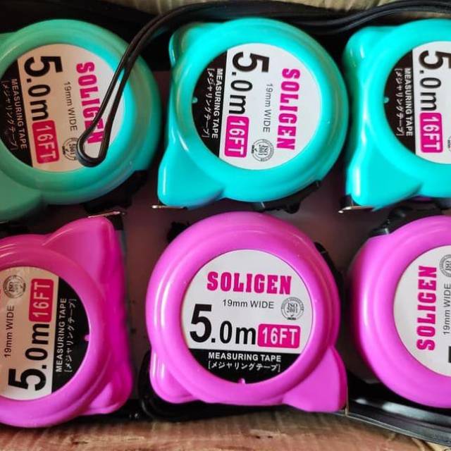 Meteran tangan 5 meter dan 7,5meter. Meteran tukang bangunan