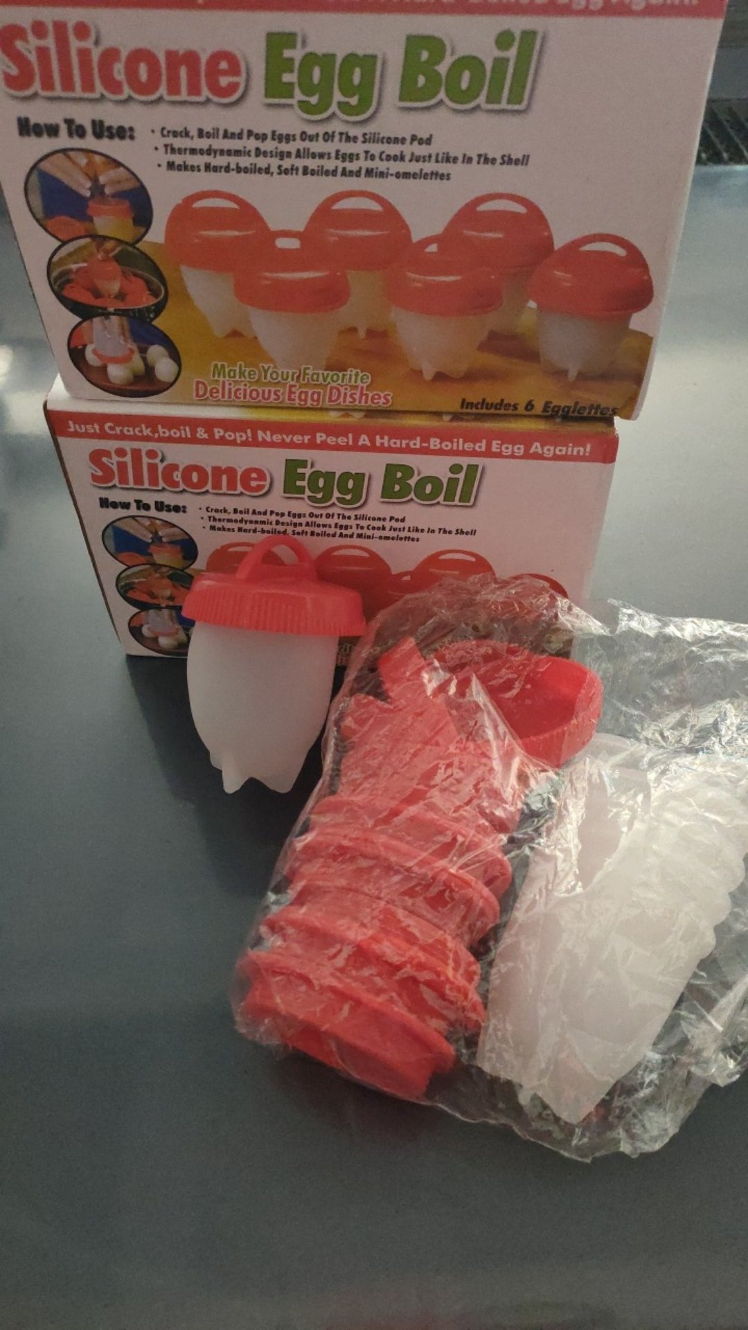 Cetakan Telur Rebus Silikon Isi 6 Pcs Silicone Egg Boil - Merah