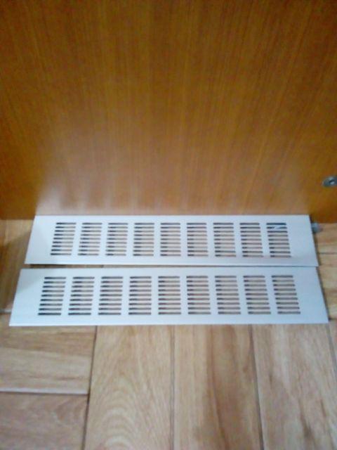Lobang Angin Aluminium 8 X 40 Cm/lubang Hawa/saringan Udara/ventilasi Lemari