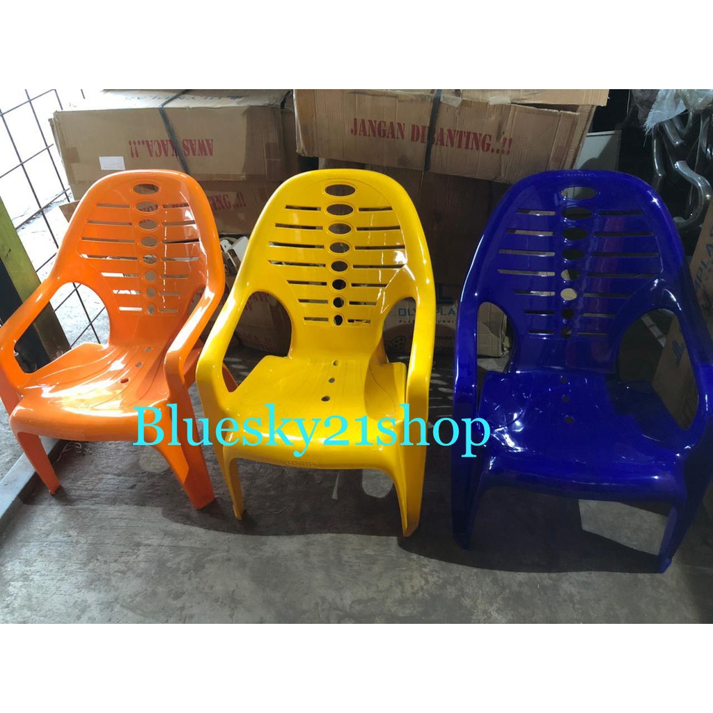 NAPOLLY BIG 908 KURSI PLASTIK SENDER / KURSI SANTAI ANYAMAN PLASTIK
