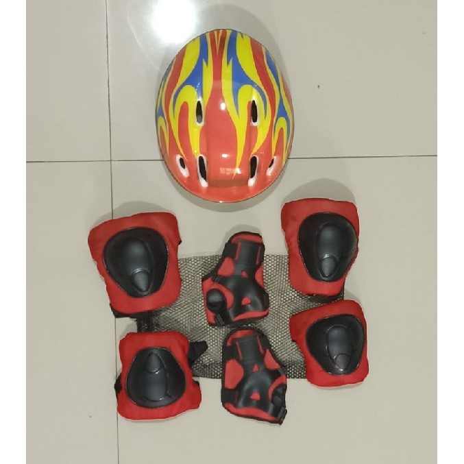 Paket Helm &amp; Deker Sepatu Roda Anak / Inline Skater Basic Protector