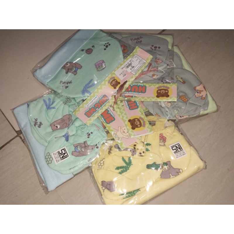 KUPLUK SET KAOS TANGAN , KAOS KAKI SNI