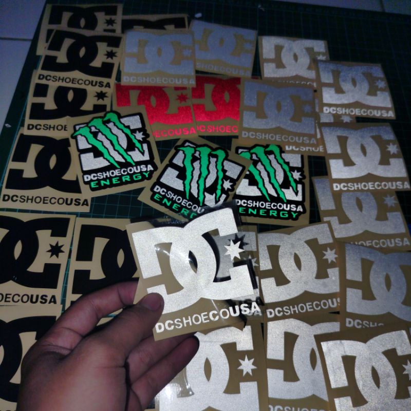 Sticker Cutting DC DCSHOEOCUSA