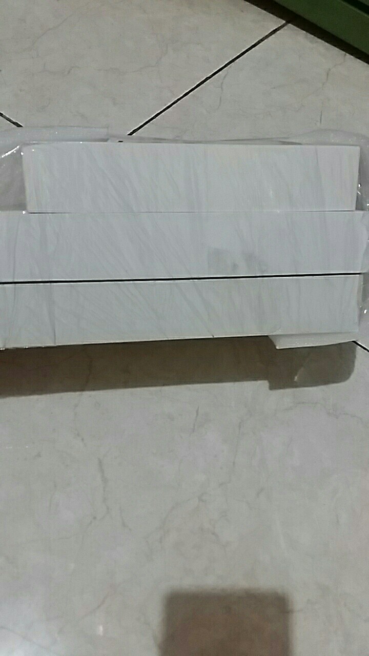 Set Rak Ambalan Dinding Minimalis 3 Pcs Uk. 20,30,30 Cm
