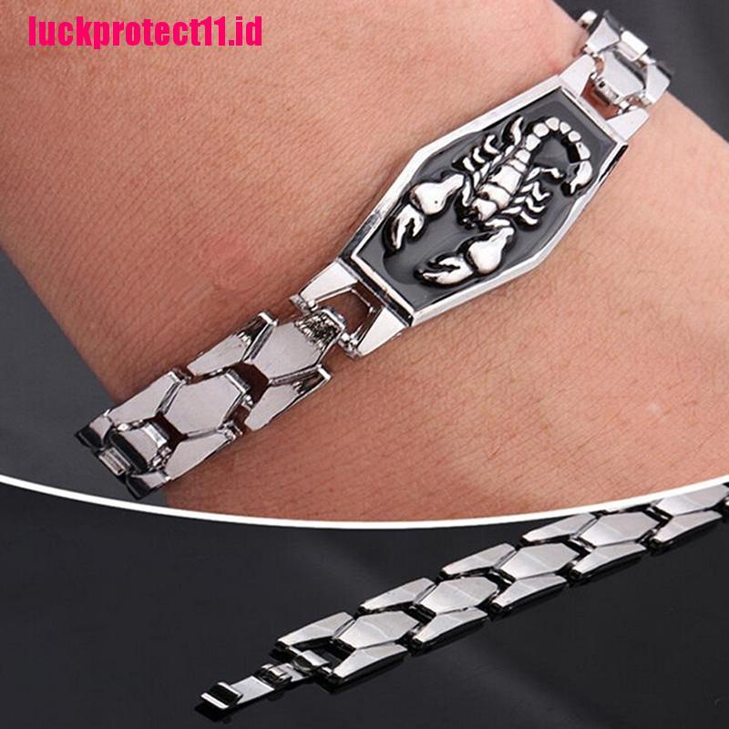 (LUCK) Gelang Tangan Rantai Stainless Steel Aksen Kalajengking Untuk Pria