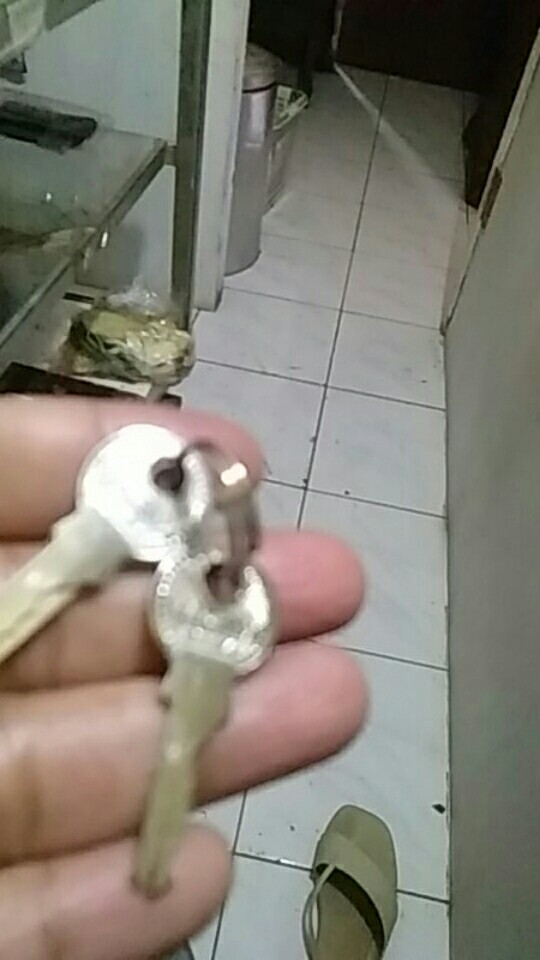 Gembok 38 - 40 Mm Gagang Leher Pendek/ Gembok Rumah/ Kamar/ Pagar