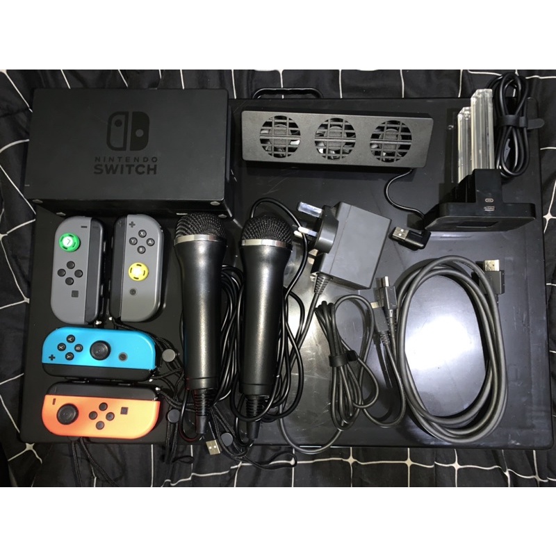 Accessories Nintendo Switch (minus tablet only) | Kabel HDMI, Kabel Power Adapter, dan Joycon Handgrip ALL ORIGINAL bawaan | Tas, Microphone, Ring Fit, Joycon Charging Dock, Cooling Fan Nintendo Switch second LIKE NEW 2021