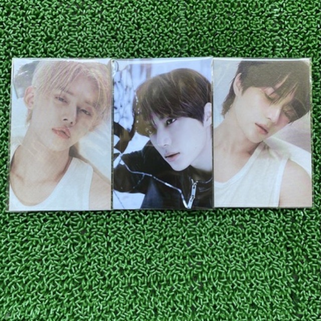 TXT OFFICIAL POSTCARD ALBUM THURSDAY’S CHILD