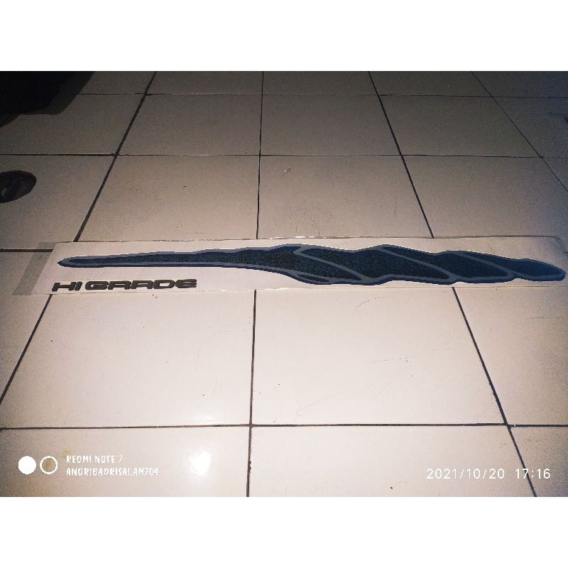 

stiker higt grade motif