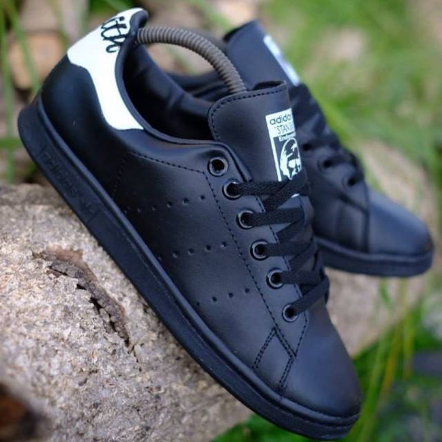 Adidas Stan Smith Black White