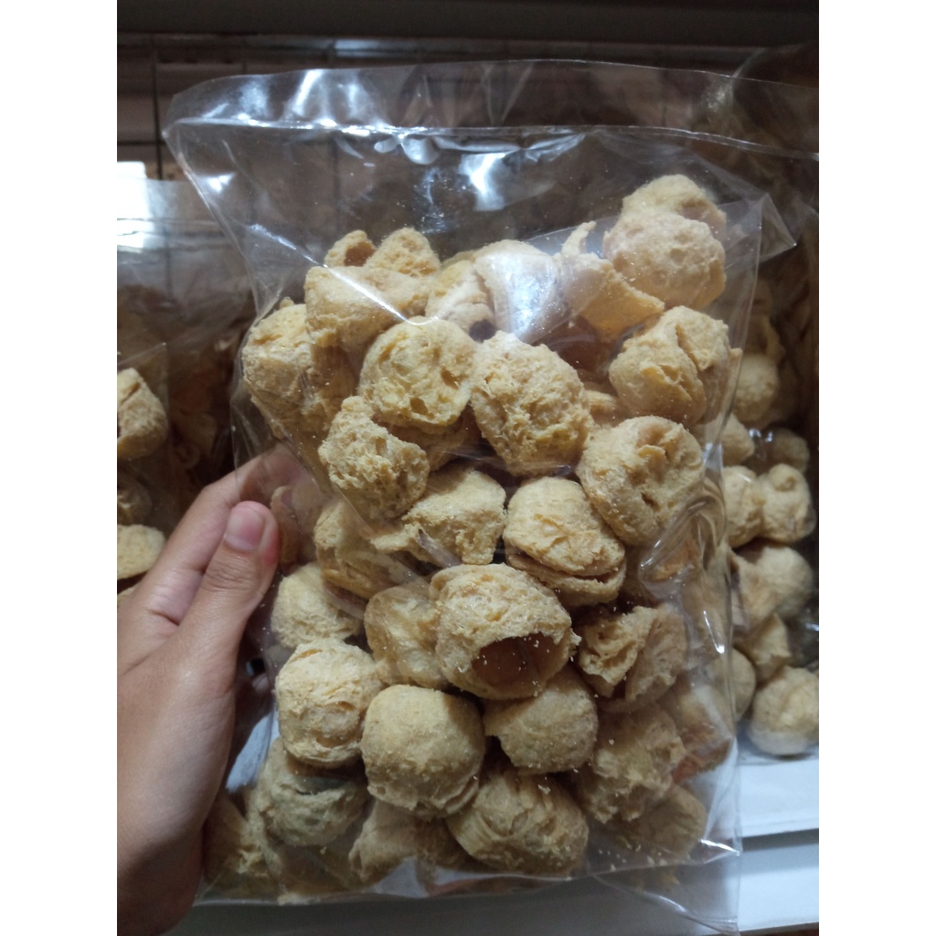 

PROMO KERIPIK TAHU WALIK CAMILAN TAHU BULAT SNACK KERIPIK TAHU PONG RENYAH TERMURAH