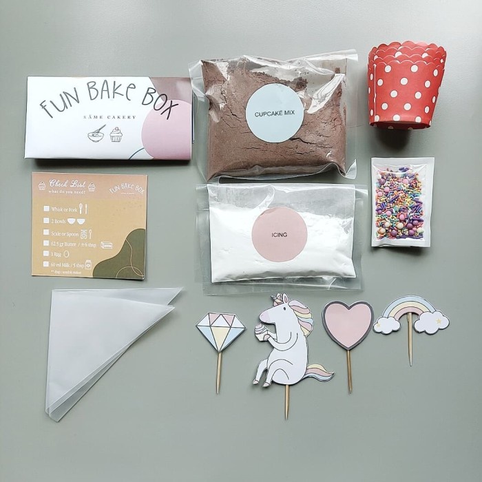 

ORIGINAL MURAH FunBakeBox - Cupcake Kit Activity - Cars