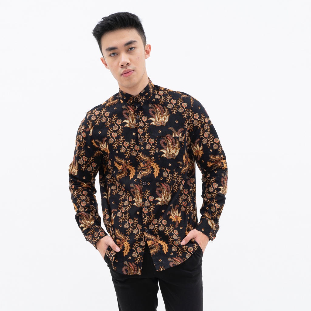 Sanvanina Kemeja Batik Pria Slim Fit Printing - Batik Lengan Panjang Adipati Black E-1565