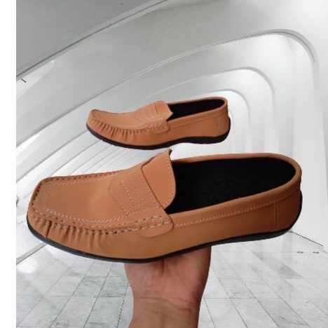 Sepatu Slip on pria sepatu casual pria