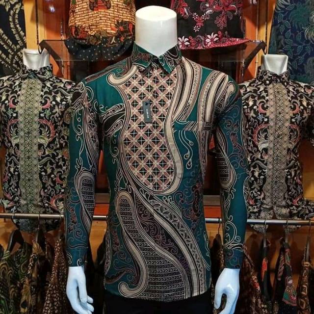 laris_batik