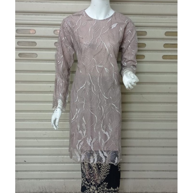 Kebaya / Kebaya Tunik Tulle / Setelan Kebaya / kebaya Modern /Set Kebaya Modern/Ajckebaya