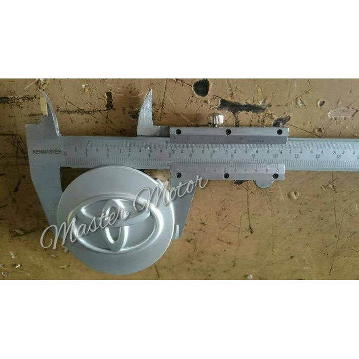 Tutup Velg / Dop Roda Toyota Avanza Veloz