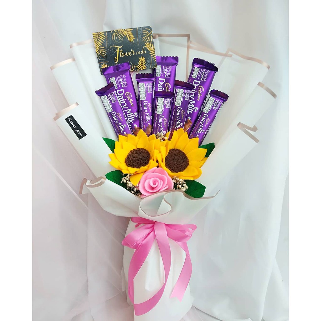 flower medan custom buket cokelat dairy milk snack wisuda anniversary ulang tahun toko bunga medan