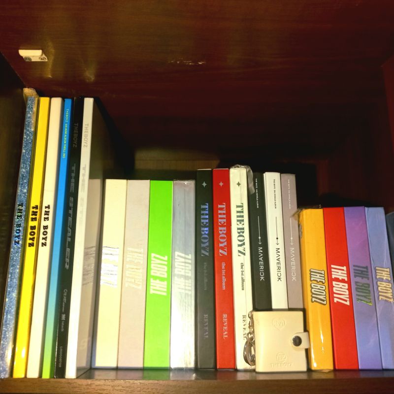 THE BOYZ tbz official album only the first start sphere no air in the air ita bloom bloom heart DDD 