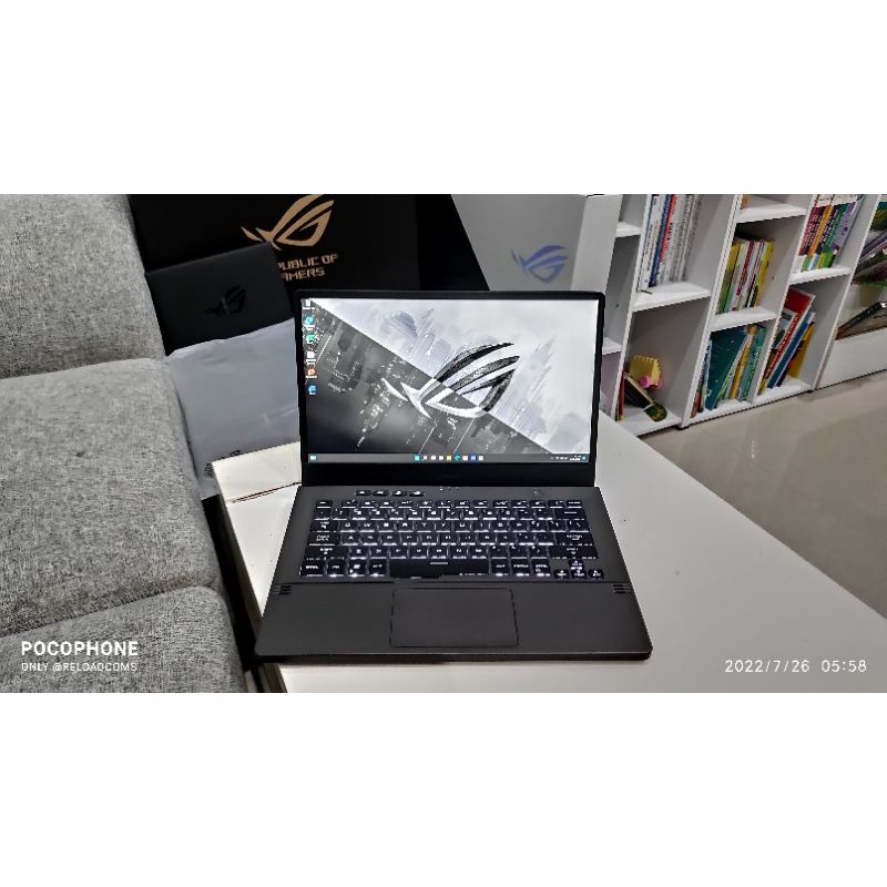 ASUS ROG ZEPHYRUS G14 RYZEN 7 5800HS GTX 1650 8GB 512GB 144HZ ISTIMEWA GARANSI RESMI