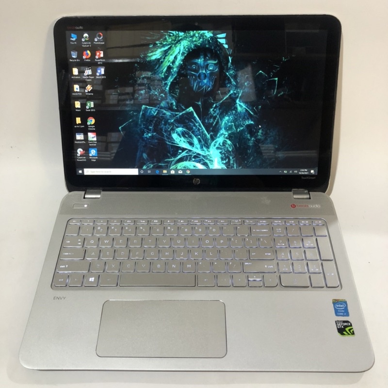 laptop gaming editing TouchScreen - Hp Envy 15 - i7 Gen 4 - Nvidia GTX 4 GB