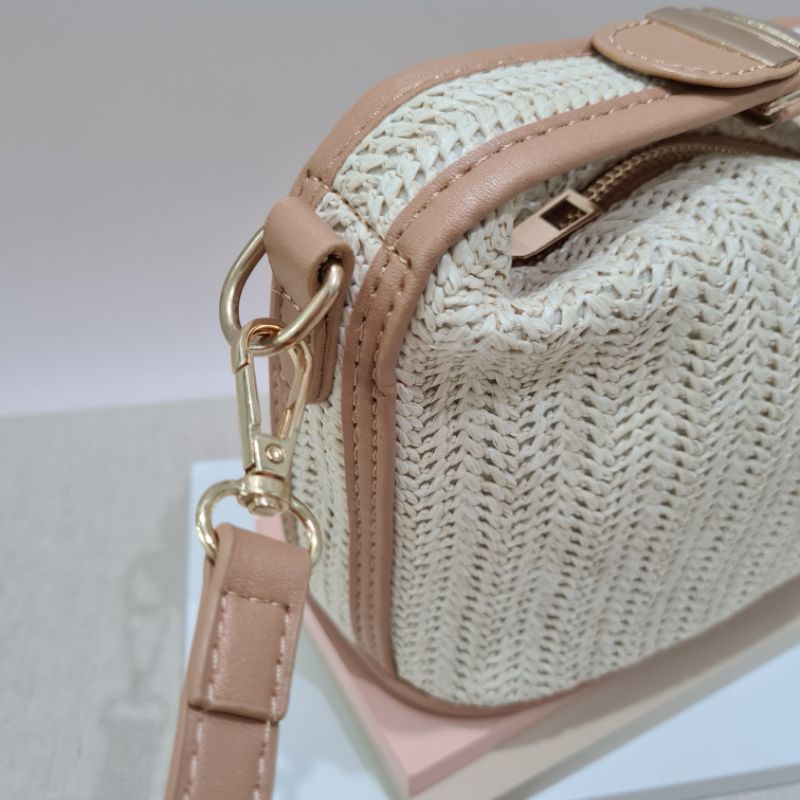 NAOMI - Premium Tebal Dwyne Bag Impor - Tas Rajut Tebal Premium - Sling Bag Wanita - Tas Selempang Rotan - Tas rajutan - Tas Fashion Wanita - Naomi Bag - Tas rotan - tas anyaman - straw bag