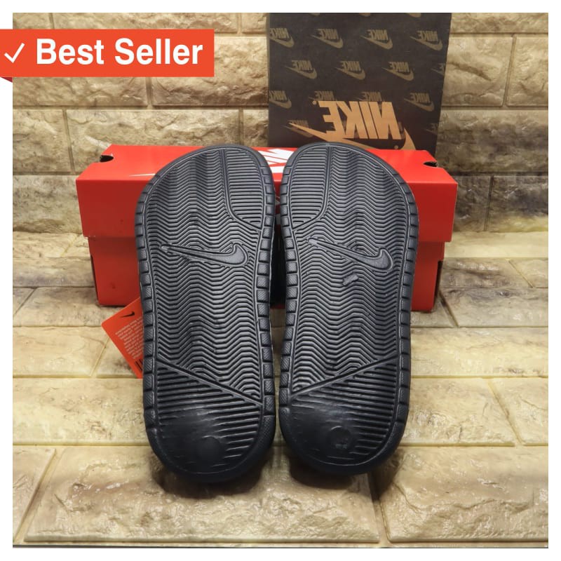 SANDAL WANITA KAKI MURAH / SENDAL NIKE BENASSI SLIDE SANDAL SPORT MADE IN VIETNAM PRIA WANITA