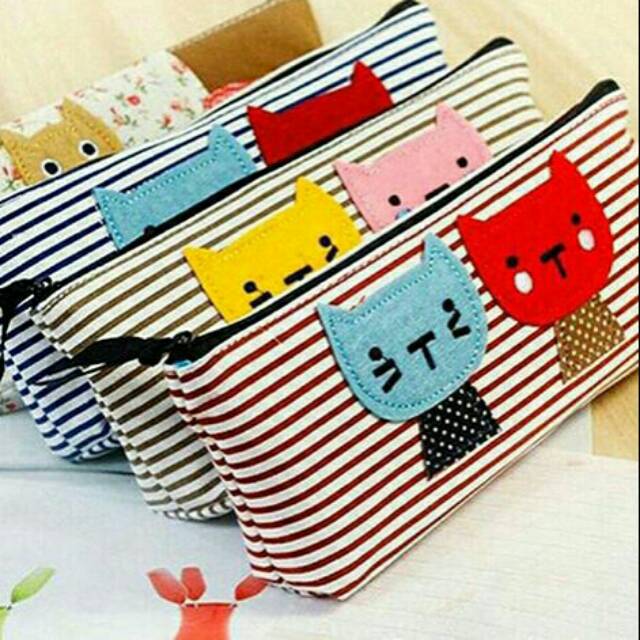 

Tempat pensil kanvas bentuk gambar kucing