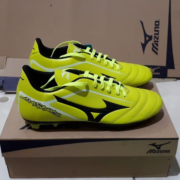 DISKON.. SEPATU BOLA MIZUNO GRADE ORI