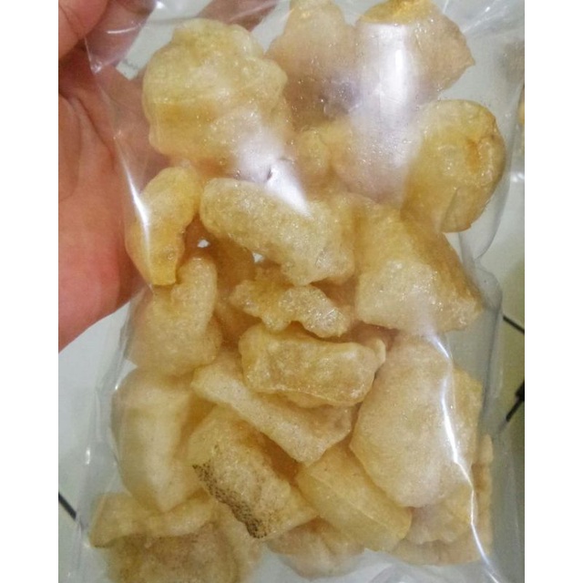 

KERUPUK KULIT SAPI ASLI//70GR AMANAH HALAL//SUMATERA BARAT