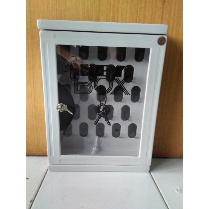 Maspion MC-12 Exclusive Key Box Tempat Kotak Gantungan Dengan Kunci Lemari Kunci wall cabinet