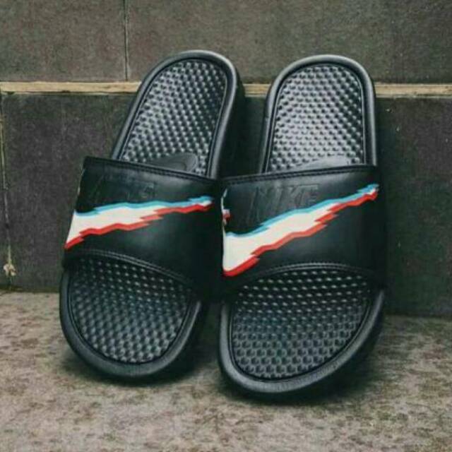 Sendal Nike 100% Original Sendal Pria dan Wanita