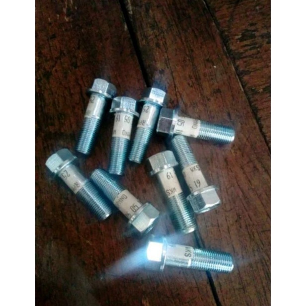 Baut As Mitsubishi HDX/136