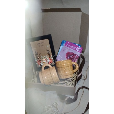 

kado wedding, kado ultah, gift box, hampers wedding