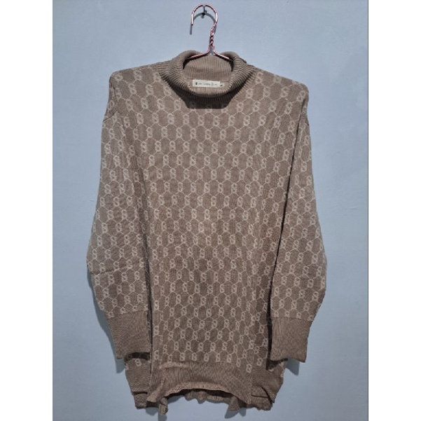 Preloved benang jarum x buttonscarves...signature comfy (taupe)