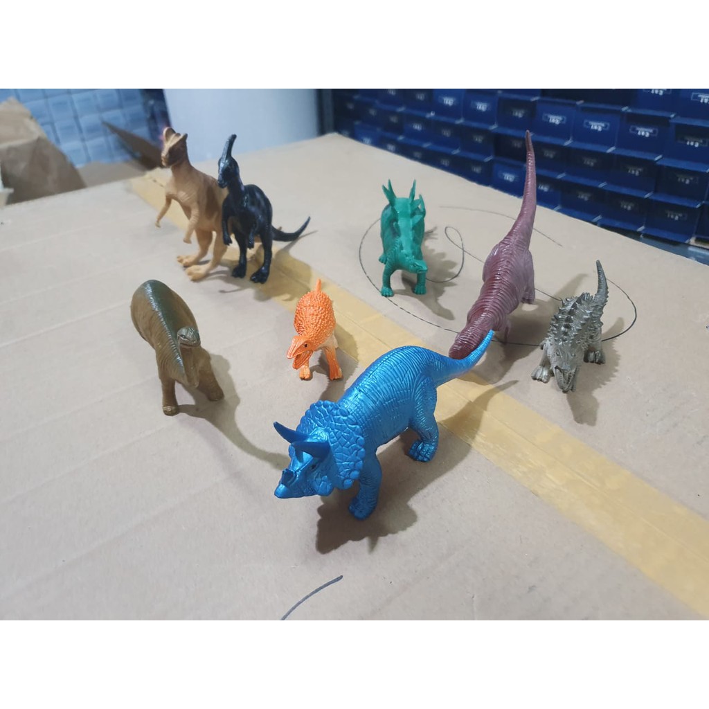 MAINAN DINOSAURUS JENIS GANAS ISI 8 PCS DINOSAUR WORLD -  A012