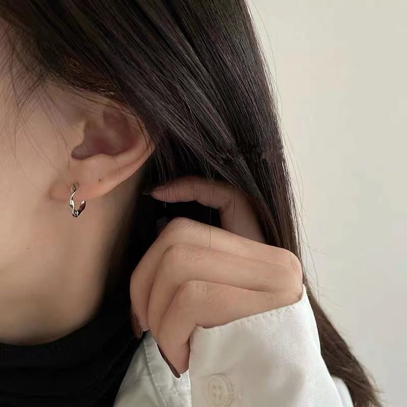 Anting Tusuk Gantung Desain Geometri Asimetris Gaya Koreasimple Untuk Wanita