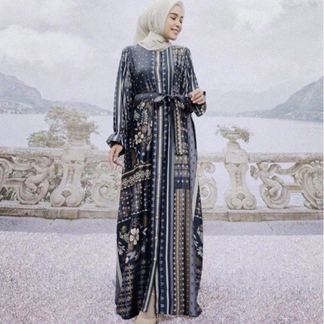 Binar Dress navy ukuran M by vanilla hijab