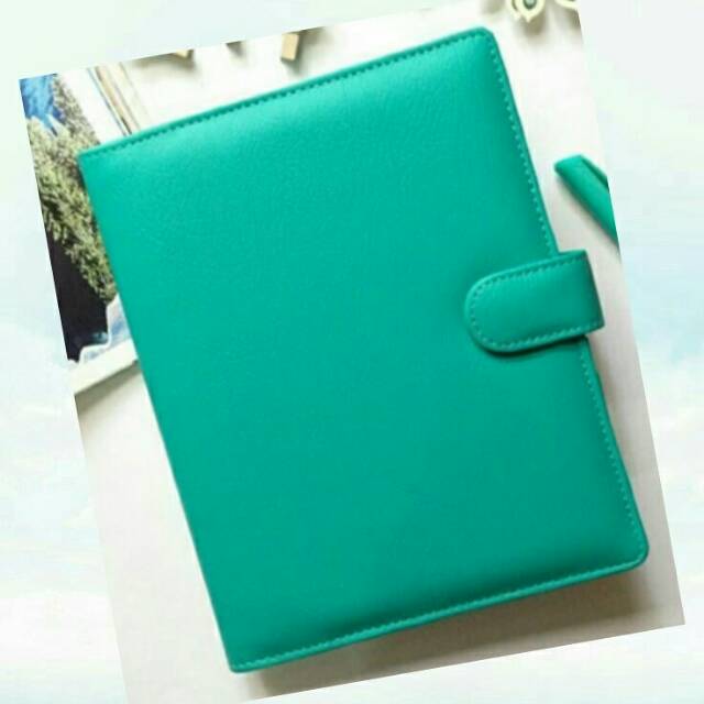 

Binder polos