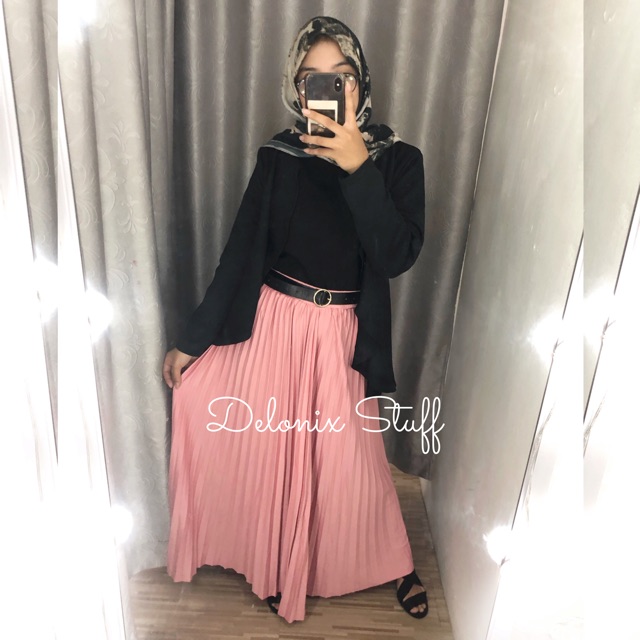 Yessika pleated skirt