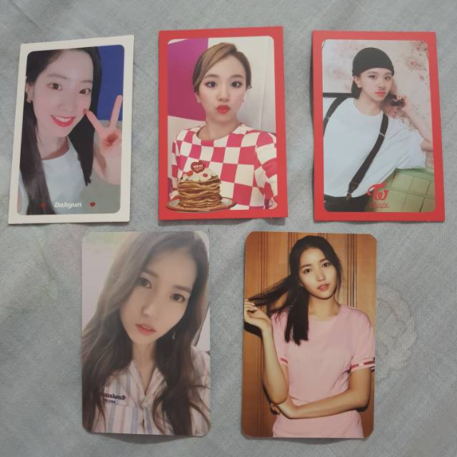 Gfriend Parallel and Twice What is Love Photocard
