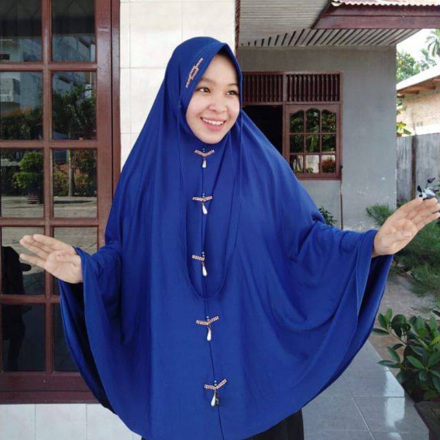 HIJAB ENA BANDUL