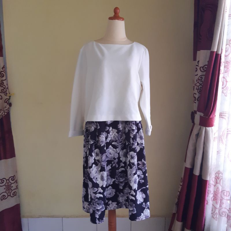 DRESS PUTIH MIX BUNGA BIG SIZE