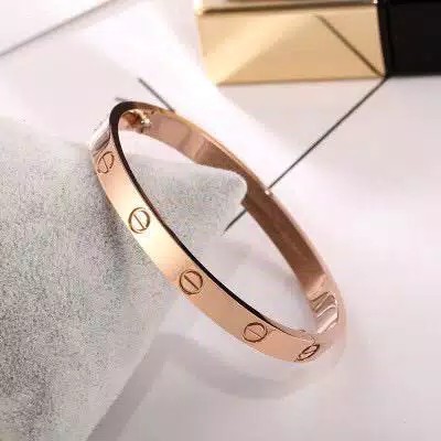 Gelang Tangan cartier Titanium MF30/MF40 Energi Magnetik Om Mani Padme Hum Untuk Wanita