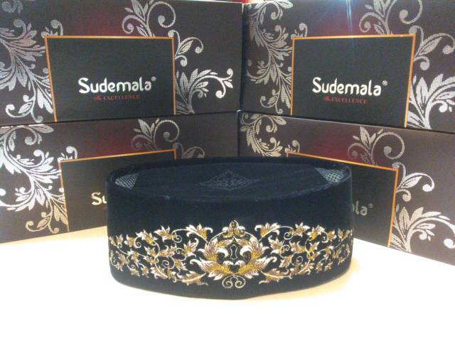 Songkok Hitam Bordir Gold / Silver Sudemala