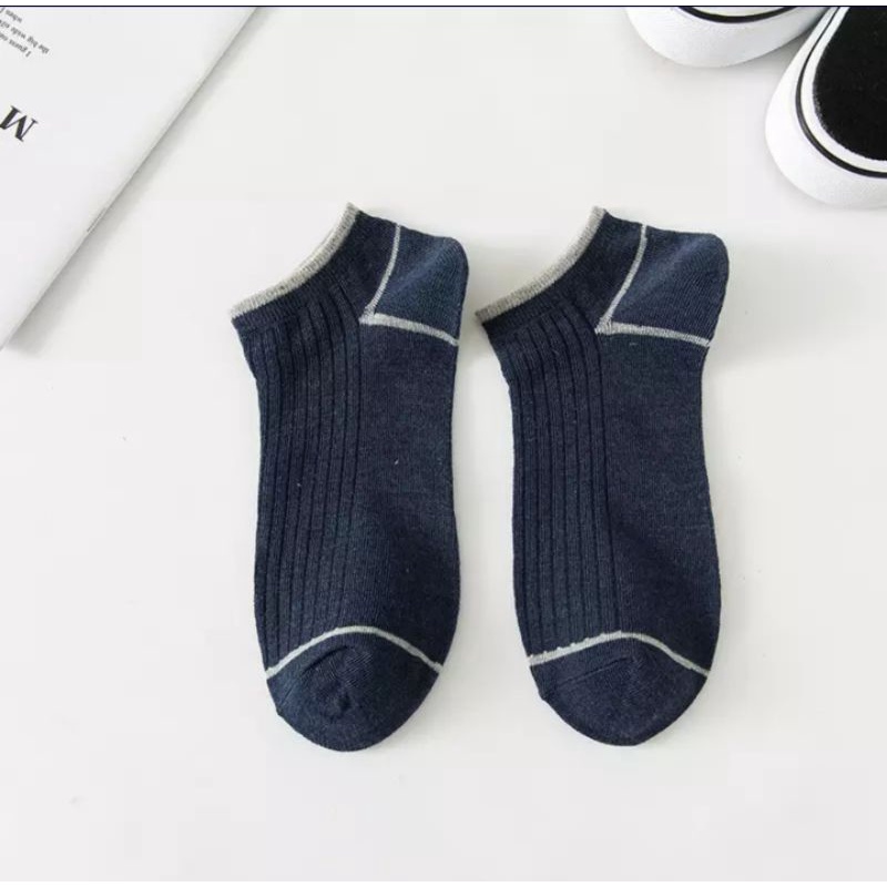 [ COD ] Kaos Kaki Ankle Semata Kaki Simple Motif Polos Garis Pria Wanita Unisex Murah Cute Socks Fashion Korea / Kaos Kaki Pria Polos / Kaos Kaki Pria Garis / Kaos kaki Wanita-Navy Pendek