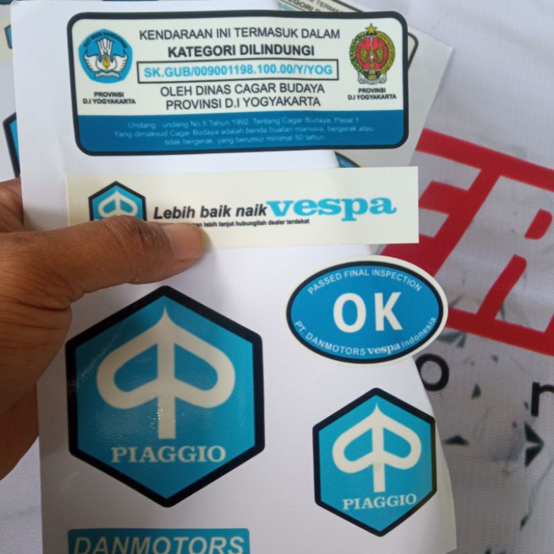 STICKER PACK STIKER VESPA DANMOTORS + CUTTING/POTONG MURAH P020