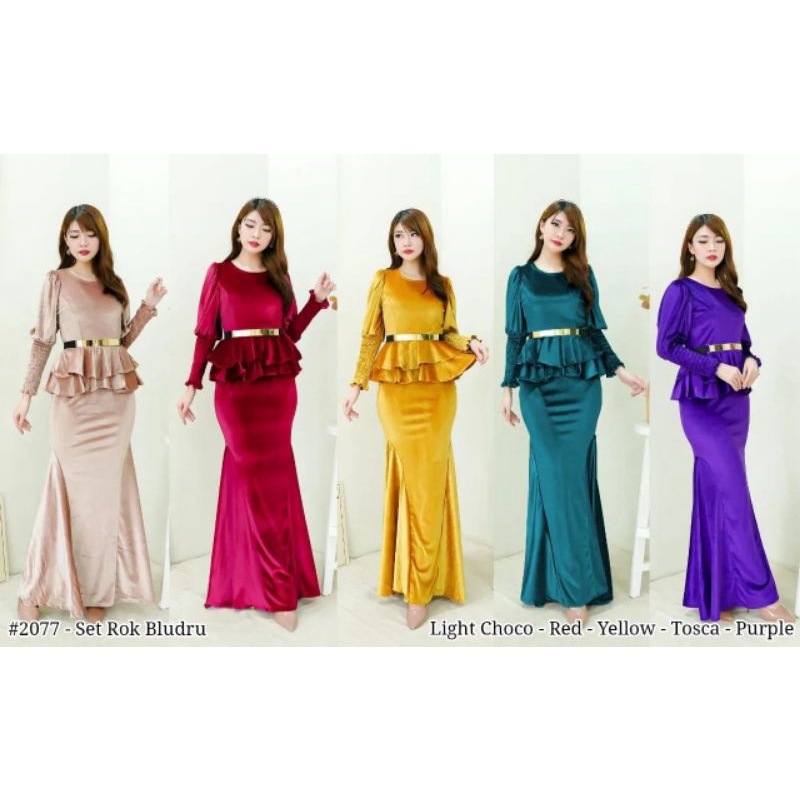 2077 Set rok bludru no belt