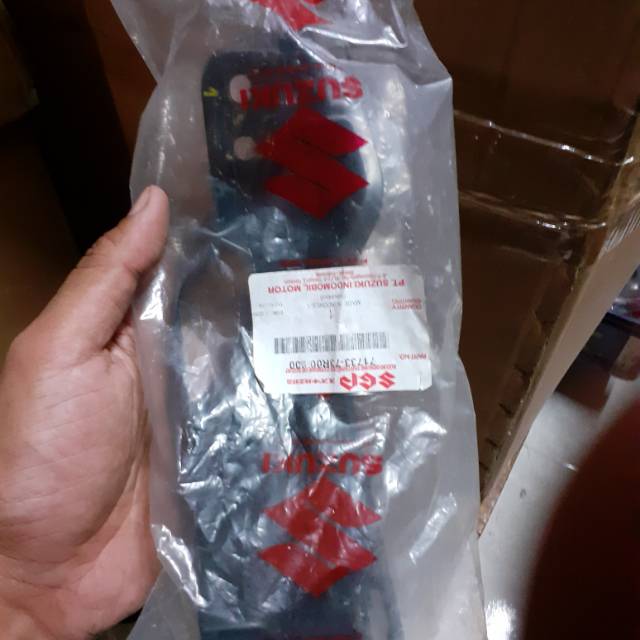 Breket bemper depan allnew ertiga 2019